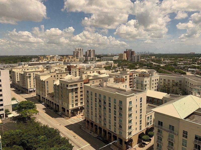 Marriott Dadeland Hotel Miami near mia aesthetics aerial view